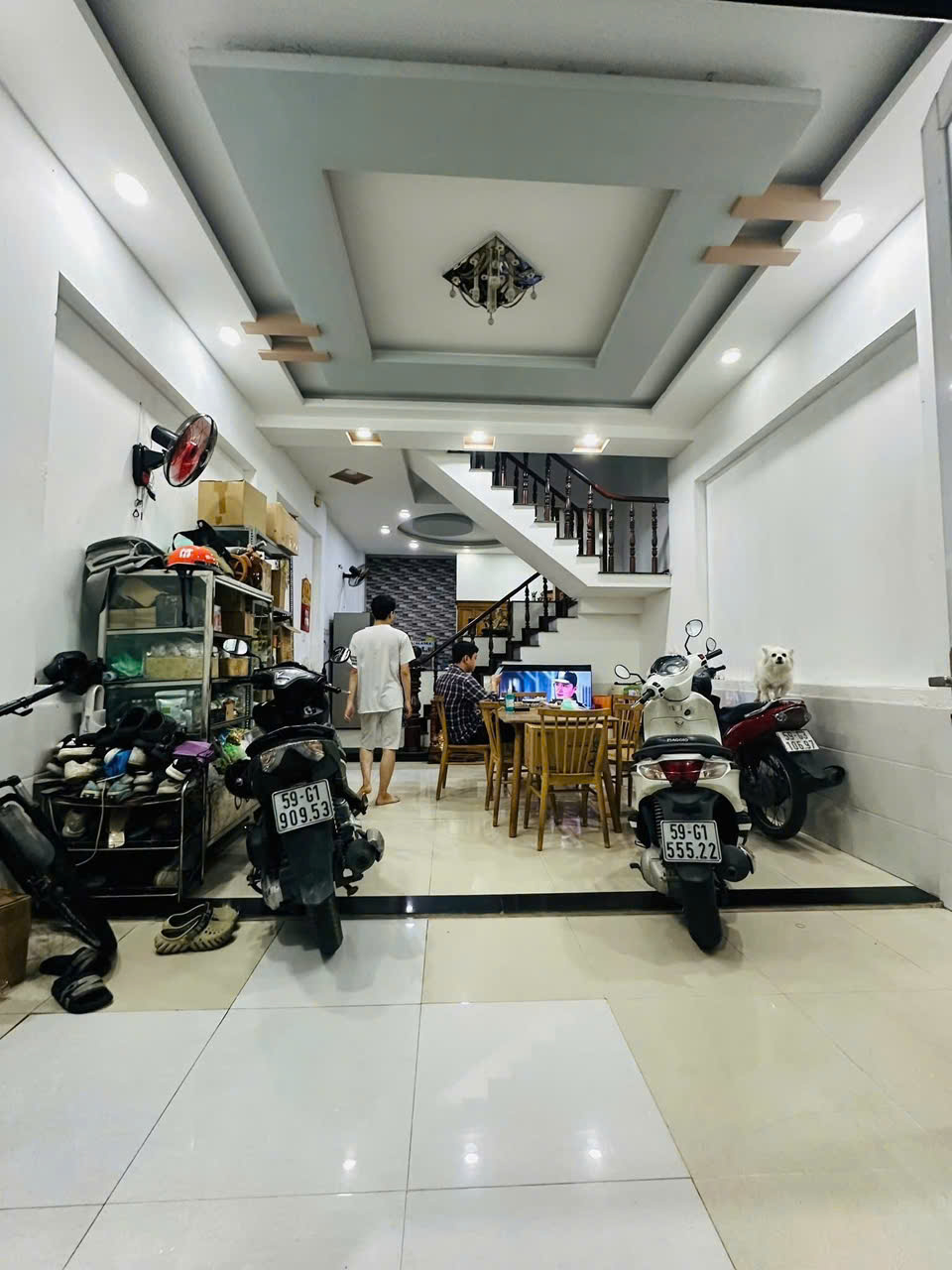 z7286375434818_c120643736457a4e4f9ea370ef033306