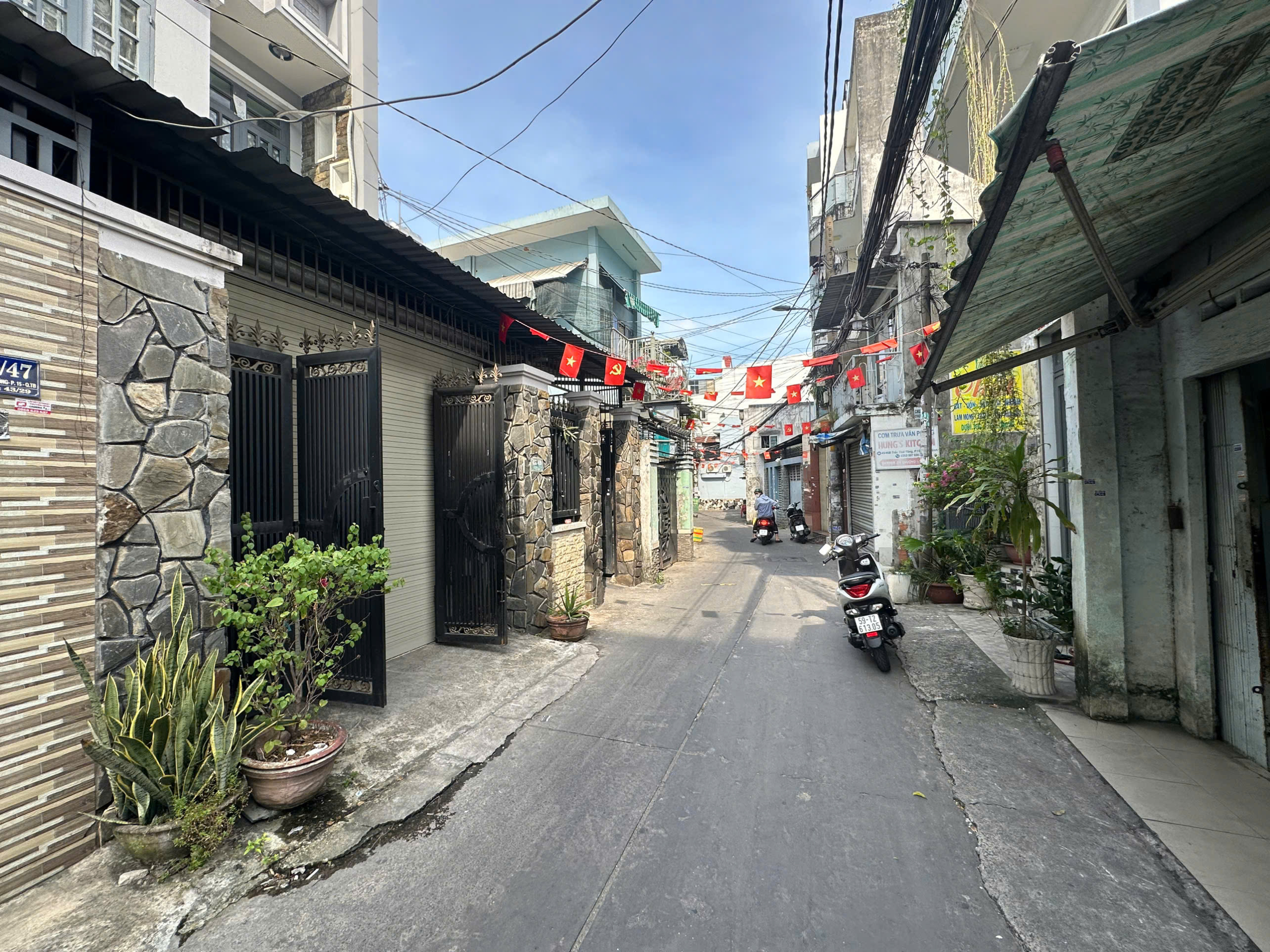 z7305063324590_f86ac25df504e9c747e80c69fd7316fb