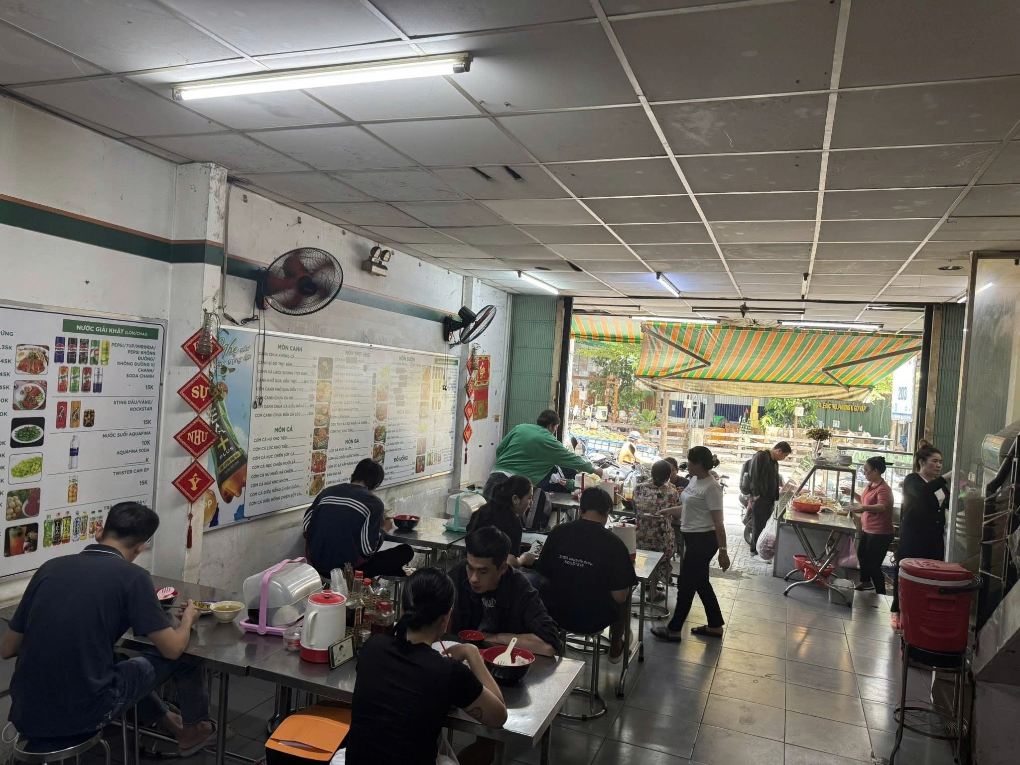 z7307591041626_4137f606600224550bd1a04f3bea8f87