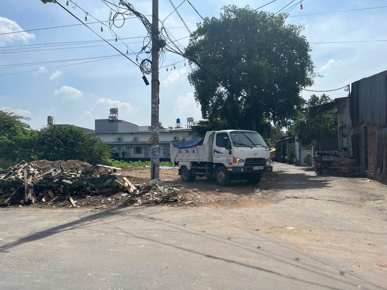 z7321367526087_63ff40078a84a1e1e8c37ba5a9f7e68e