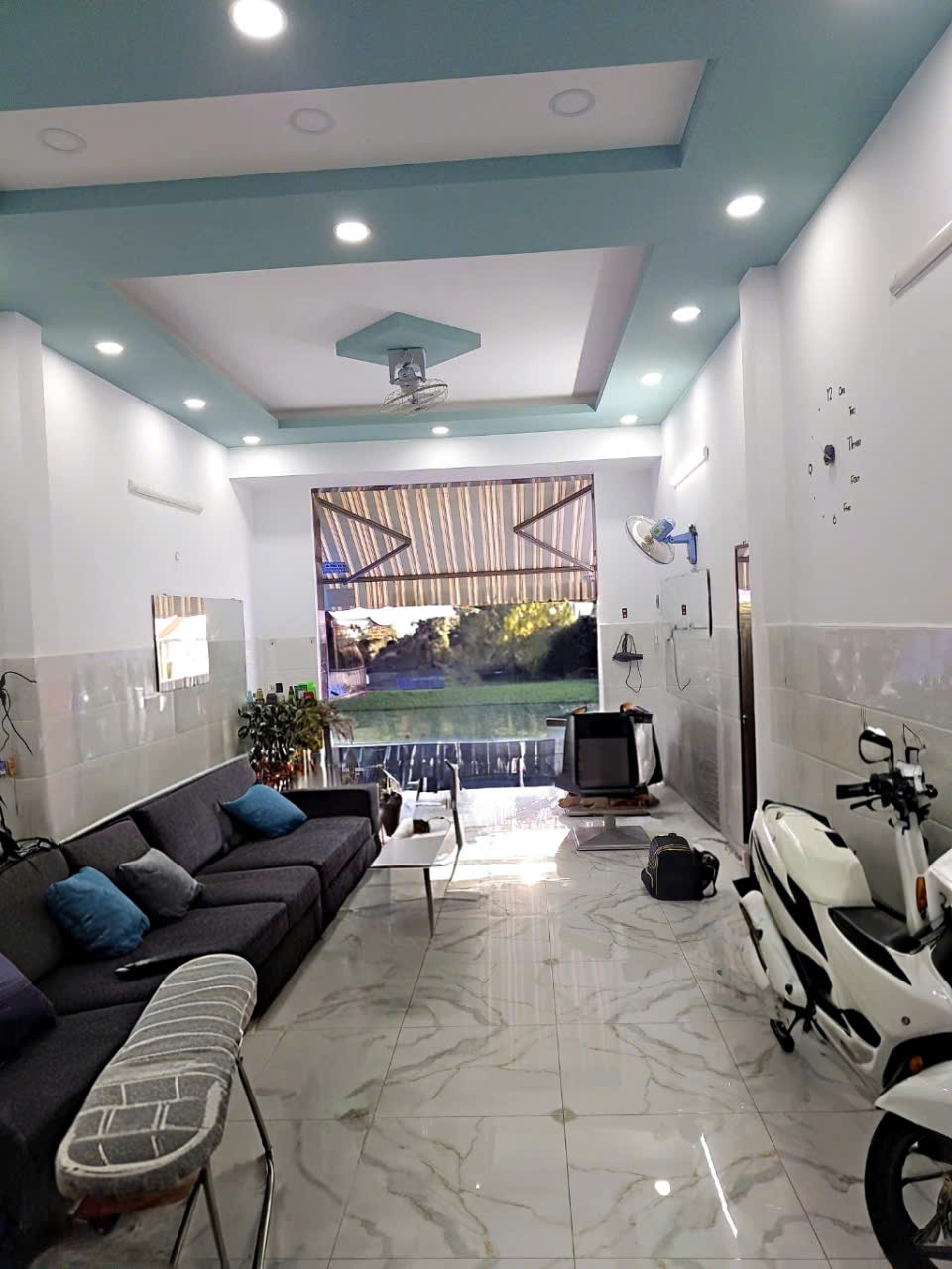 z7327517335251_0549c34ff66a92b1dc43ee76d7ea232e