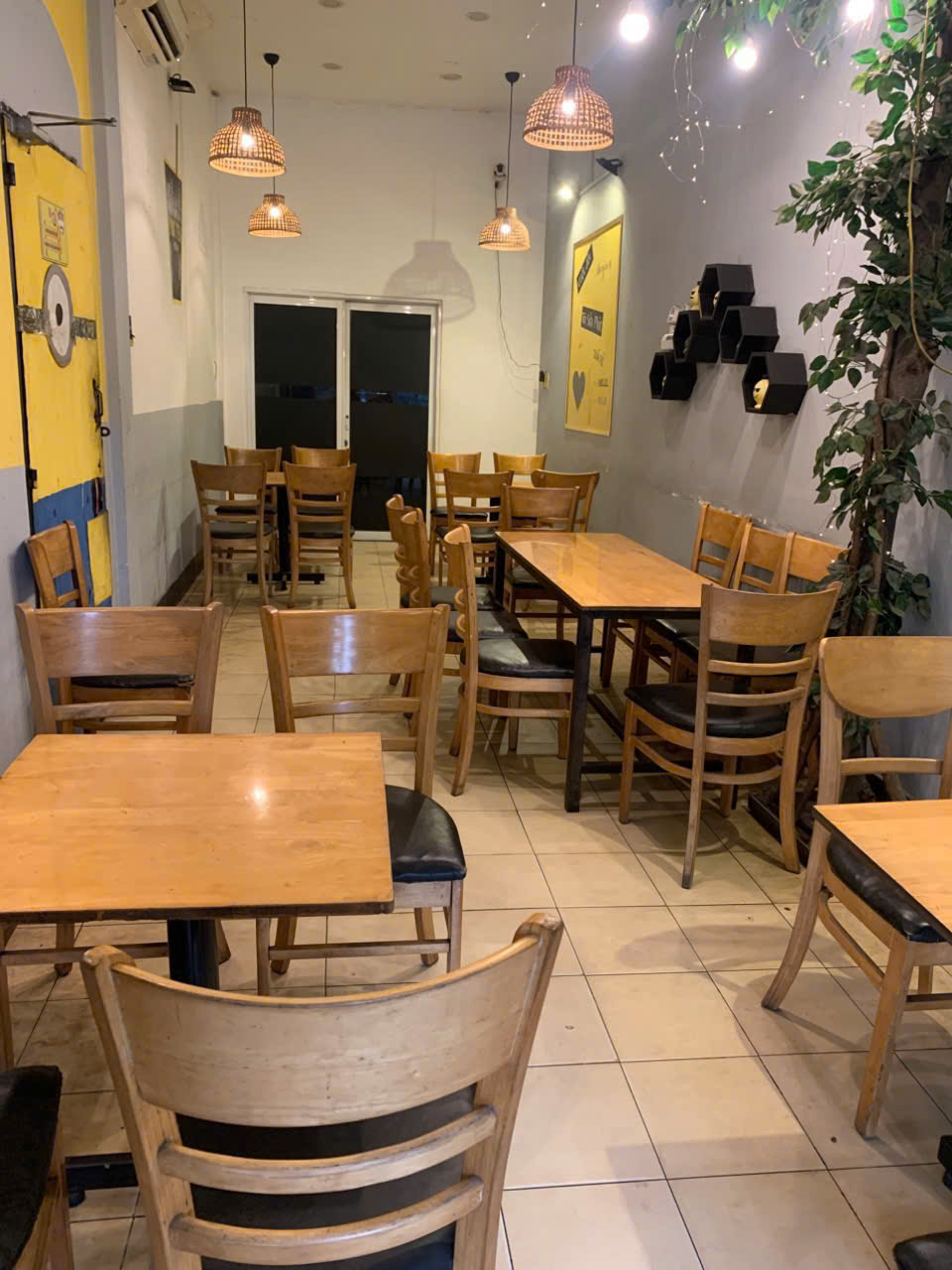 z7331514307588_03e4a8ca45c9d58346ad0ddf603ba5ba