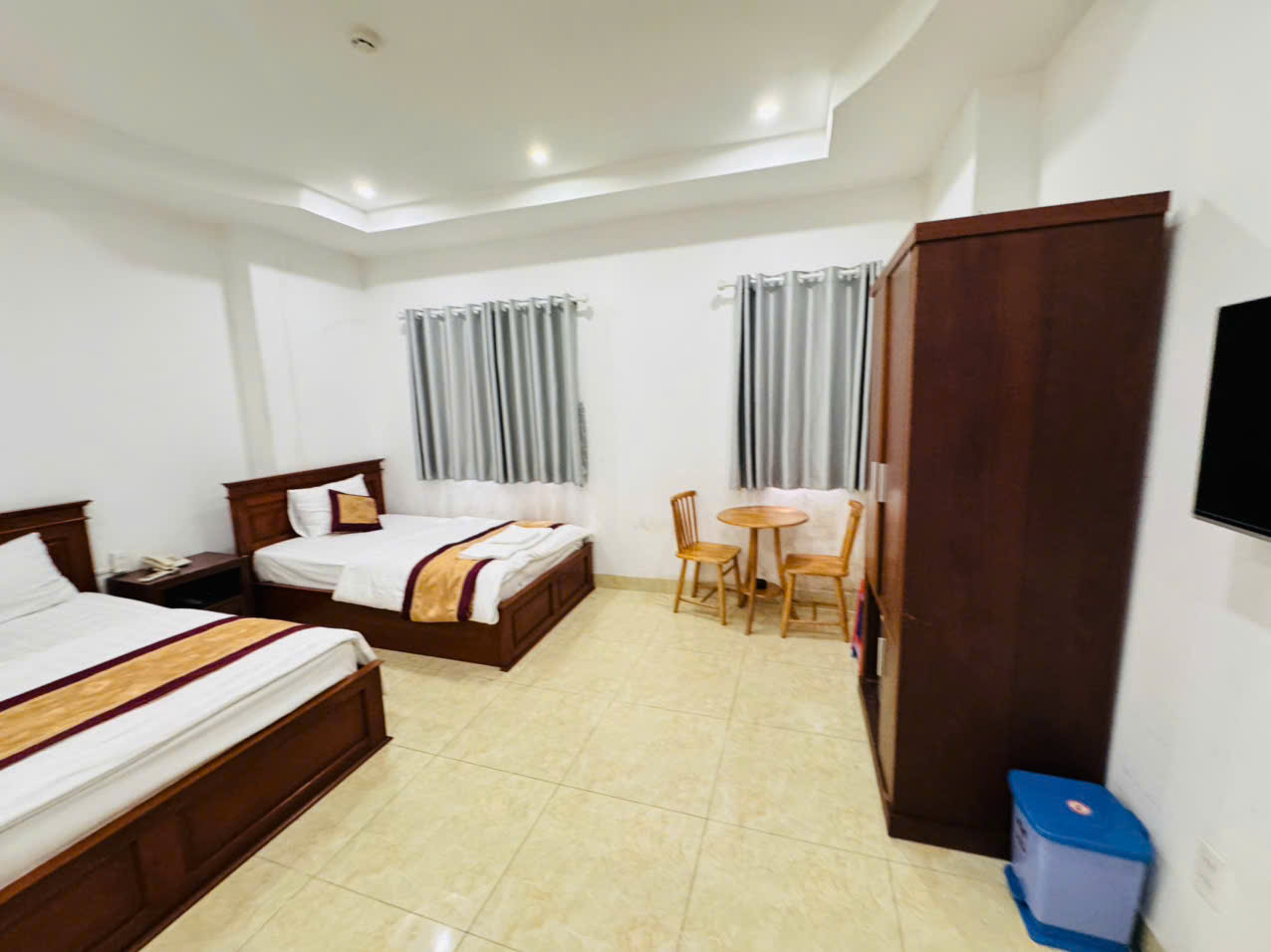 z7337545604177_4d58d2e3a81bb201155e46e40174f076