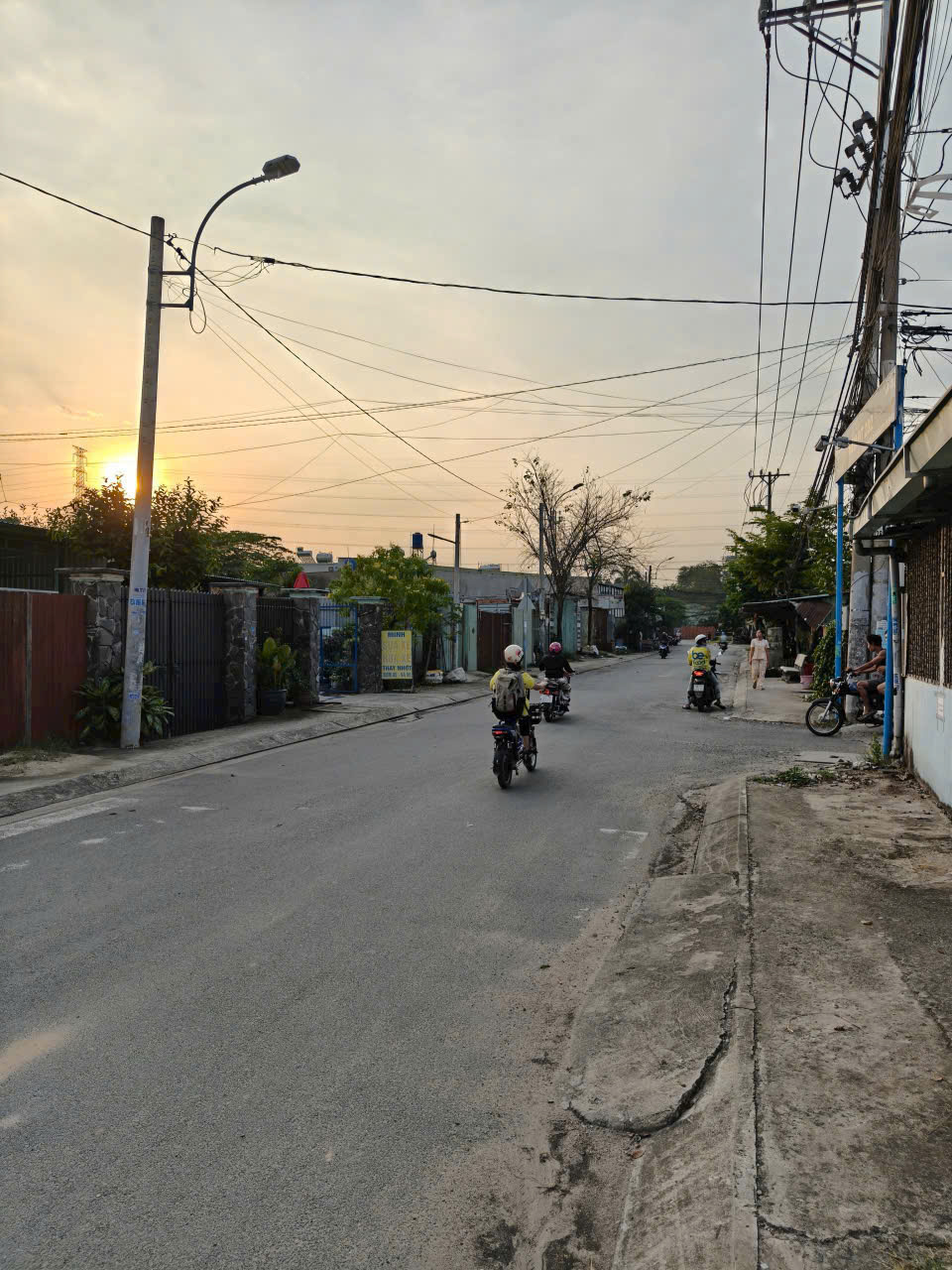 z7352423778220_e847f639a35b4b04df2cbb3964f2a783