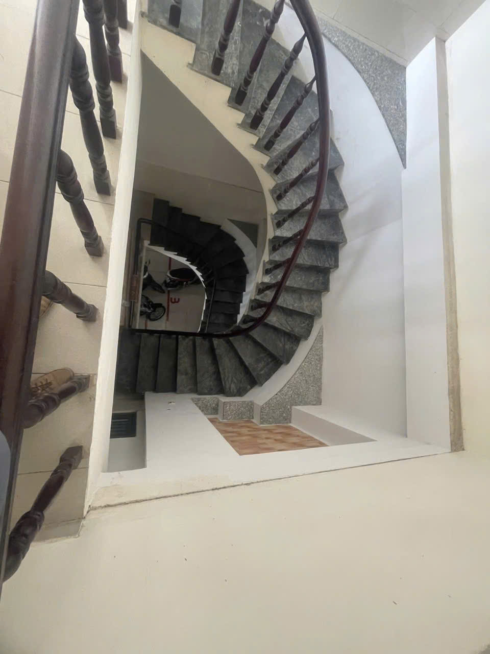 z7352451777921_90b417c15d76f9506fc5dac7234b632f