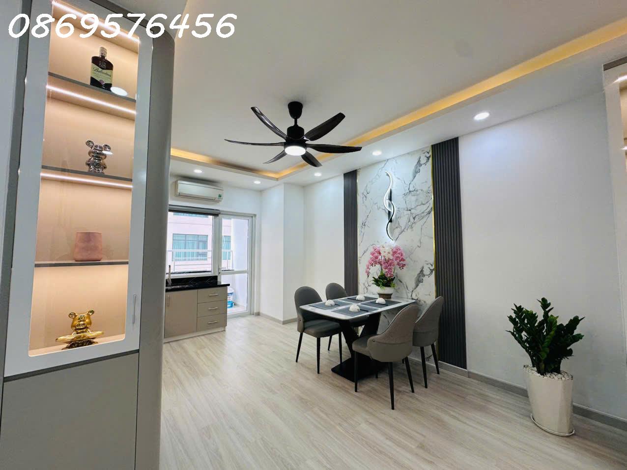 z7372918583990_9c7010158b1f37452564072c23b10934