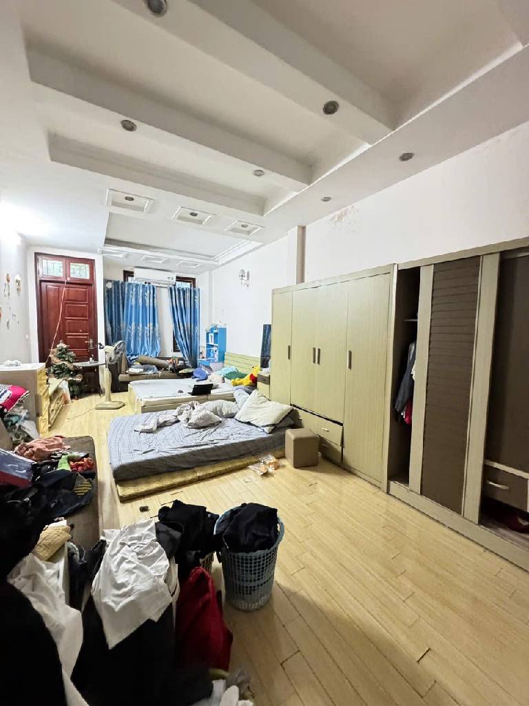 zpy-DB9DD3E-md8ratav_31_9