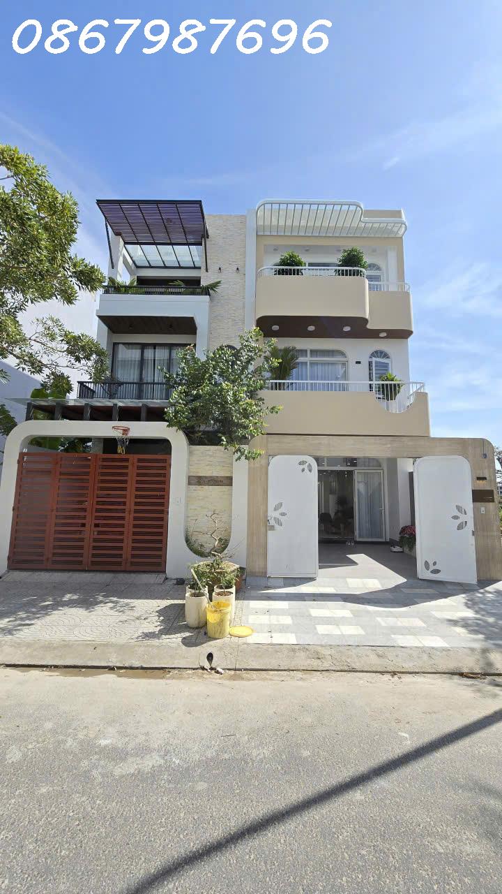 119648192022693761324