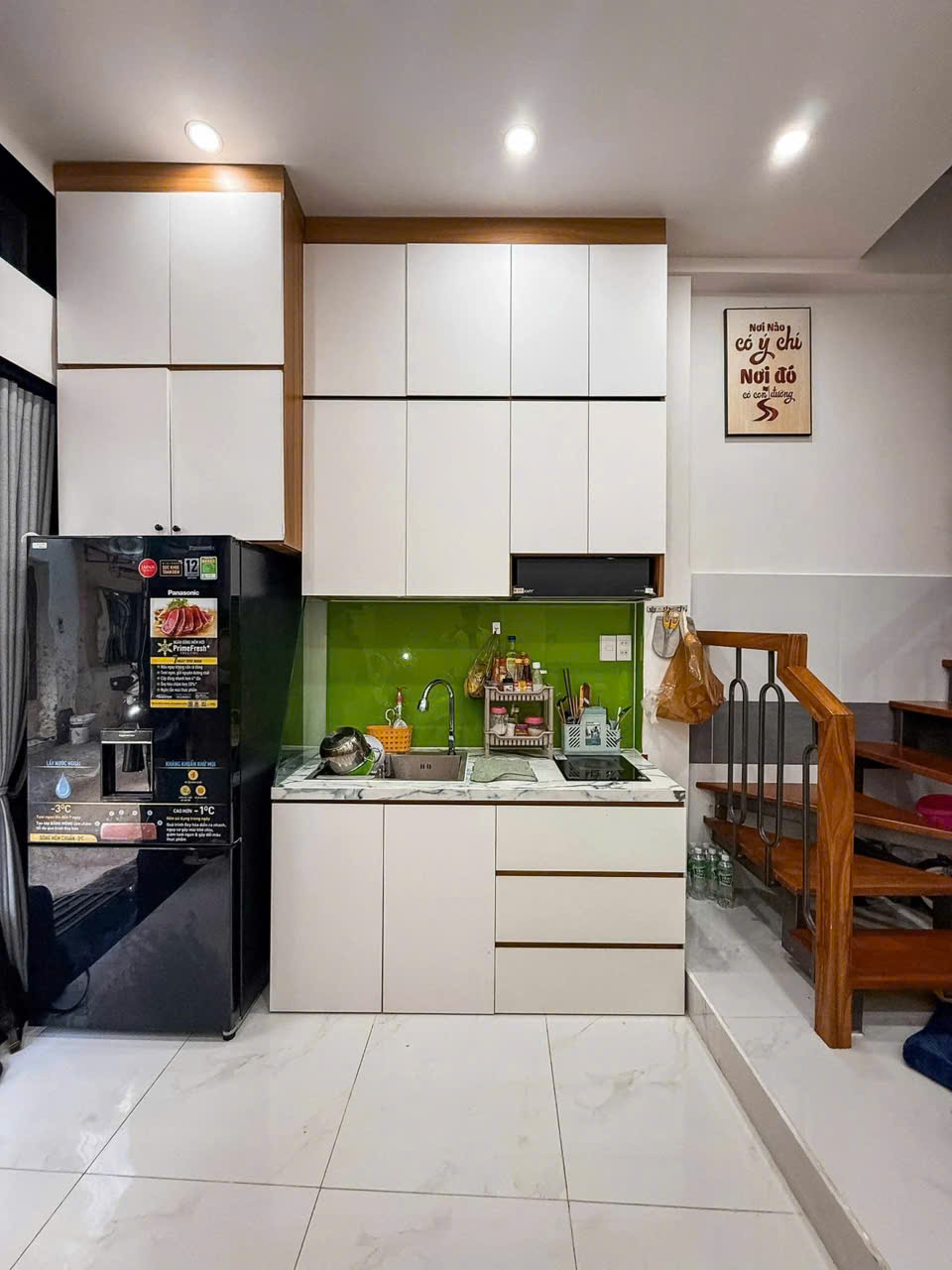 27058408972275756334