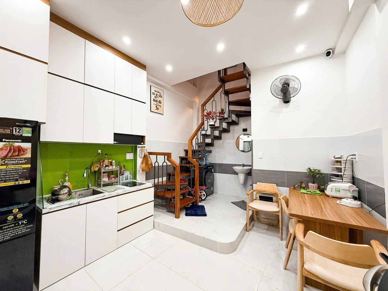 32503364205834025015