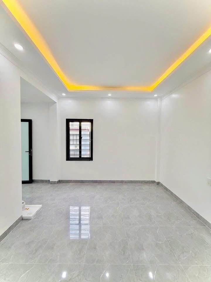 554742735_1572375423724966_8098783422984981388_n