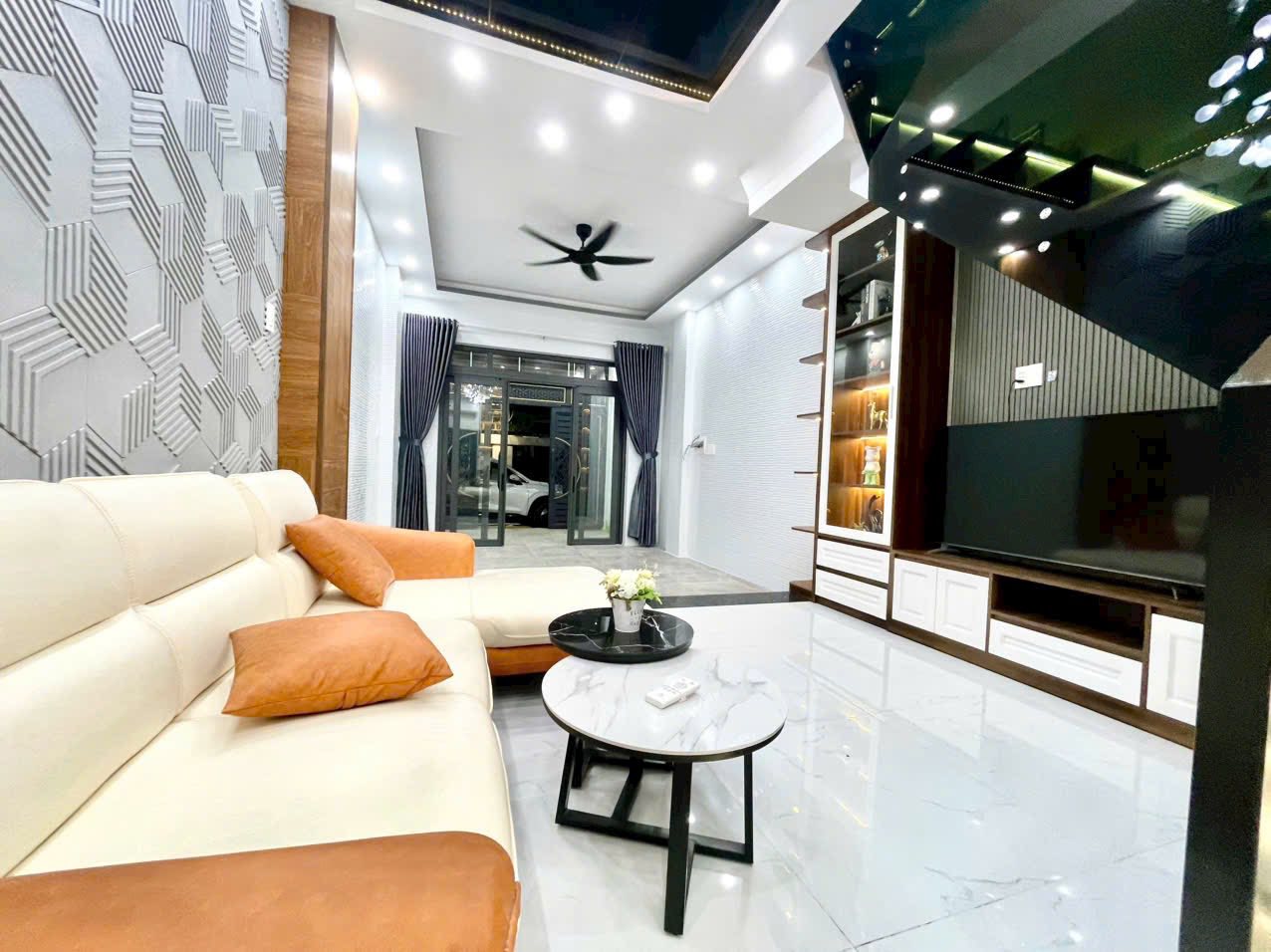 618354955_1743611947005464_3849980328662441655_n