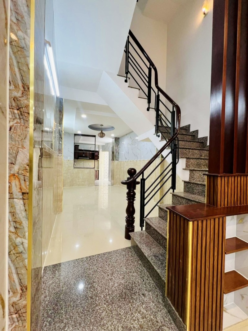 6b6e8339d4584524d6651f7eaa9ecd81.md