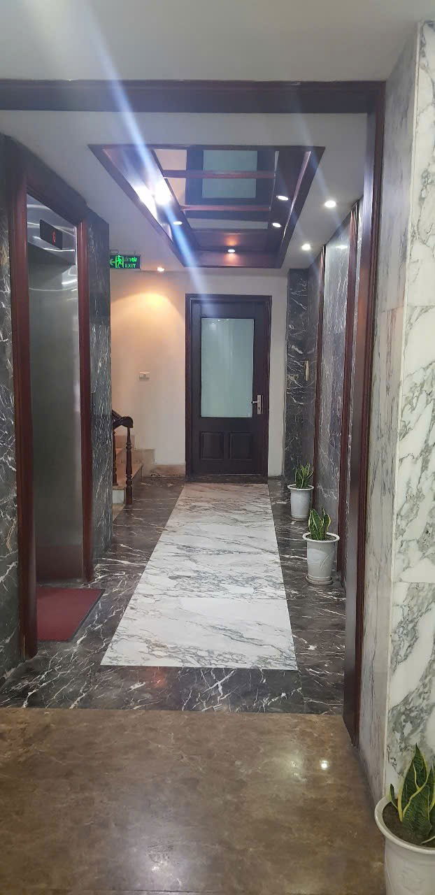 70627ea1-2b63-5dc4-afeb-0e4c31509f8d