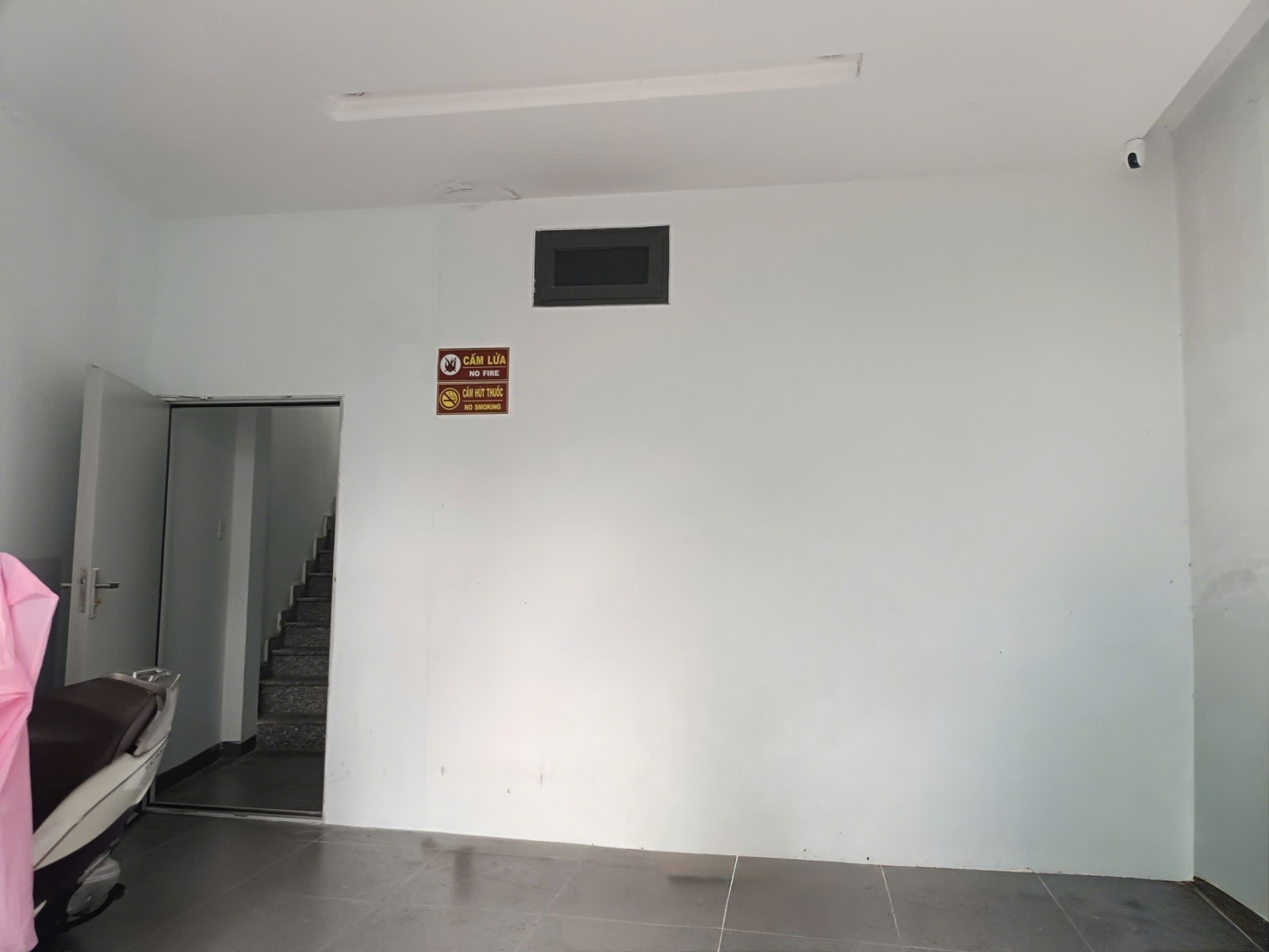 82fdfdad5d2775076673d6f7fffa5a81