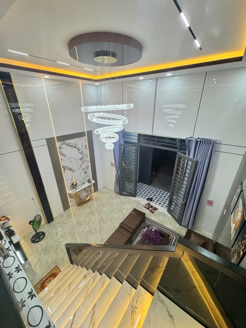 ban-nha-gan-to-ngoc-van-tam-binh-thu-duc-chi-5-ty-nhinh (5)