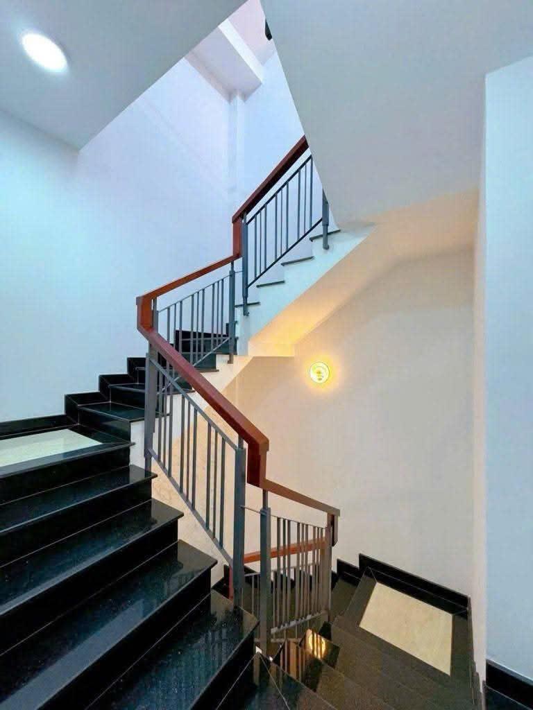 ban-nha-hem-373-ly-thuong-kiet-ban-nha-phuong-9-tan-binh-0922196969-3