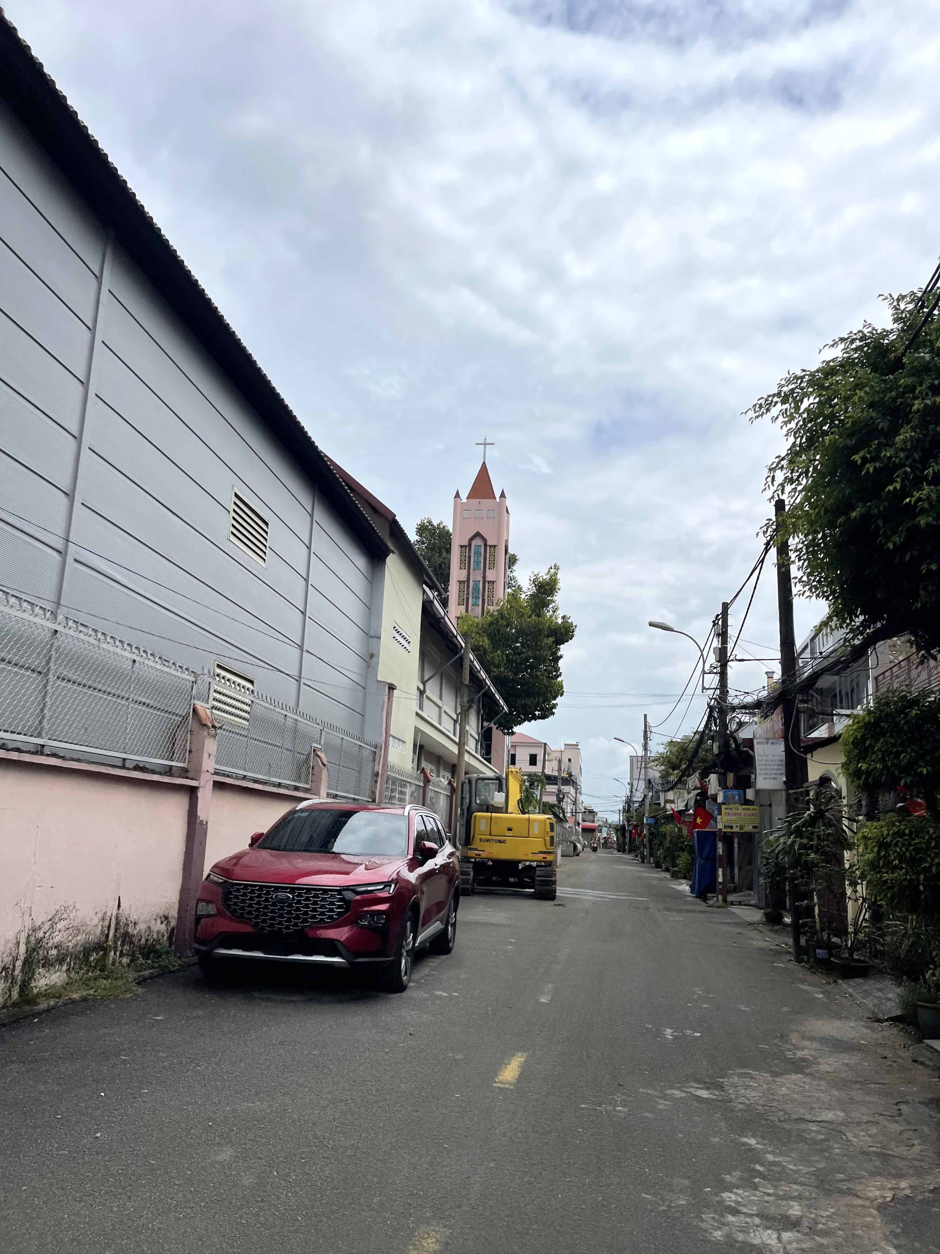 ban-nha-mat-tien-kinh-doanh-linh-dong-thu-duc-chi-9-ty-nhinh (6)