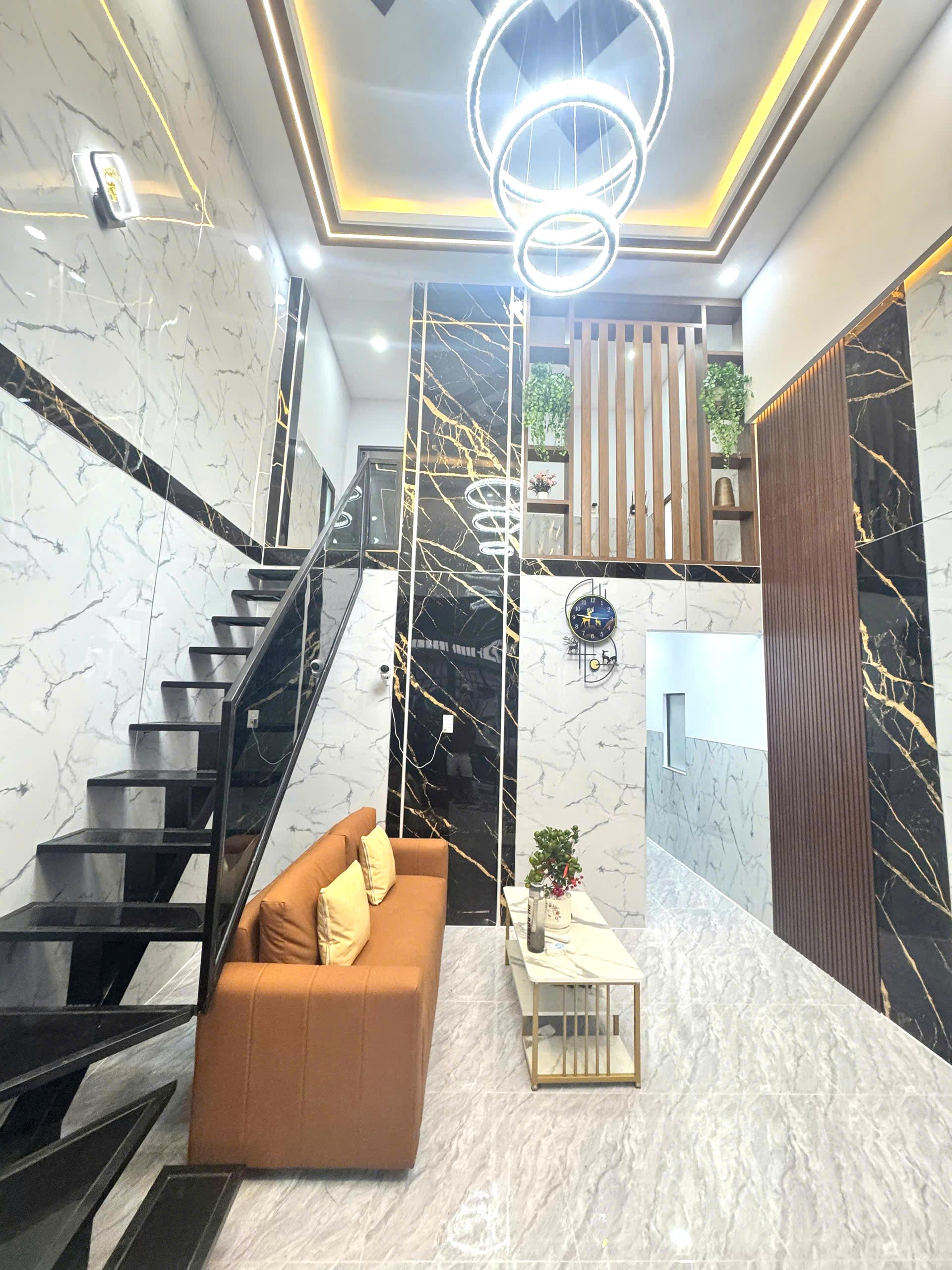 ban-nha-quoc-lo-13-hiep-binh-phuoc-thu-duc-chi-3-ty-nhinh (4)