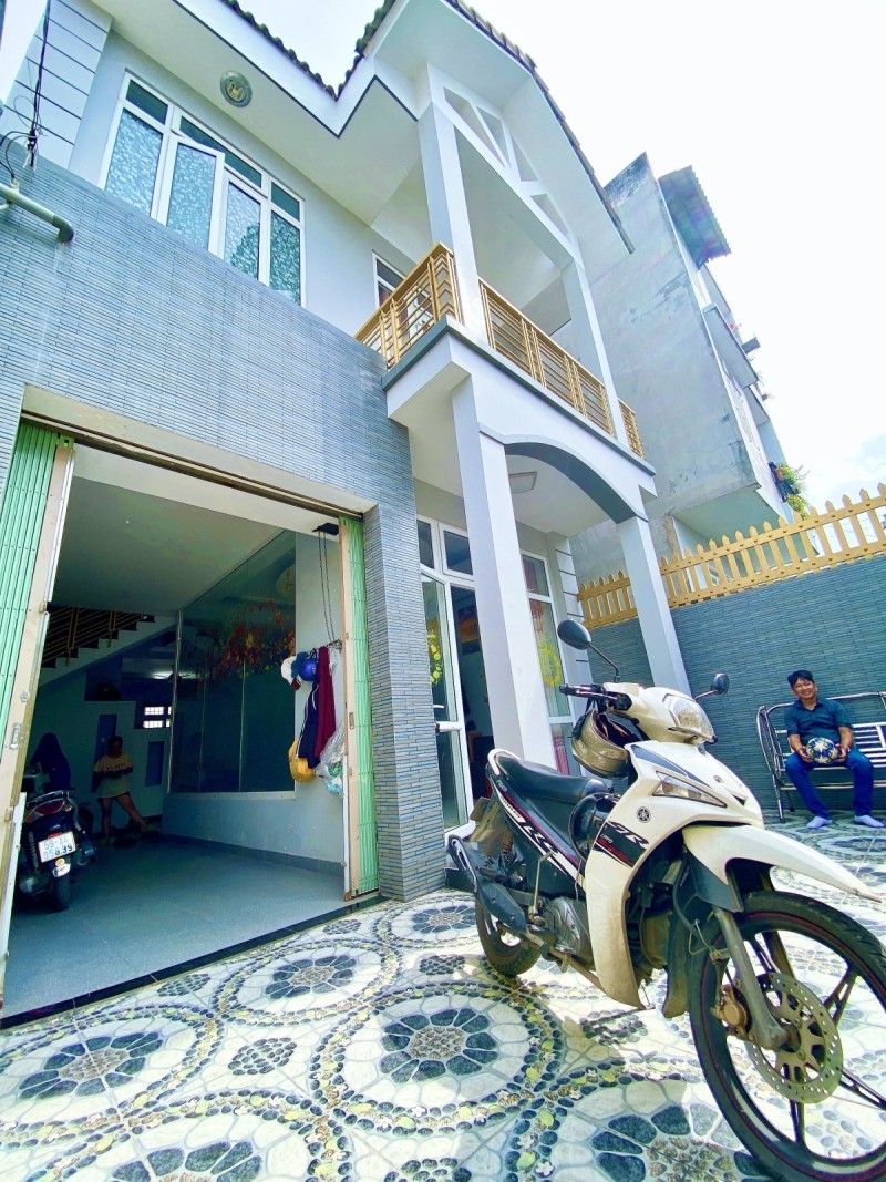 f9af4db2d4c6784c015477b53bf1421c.md