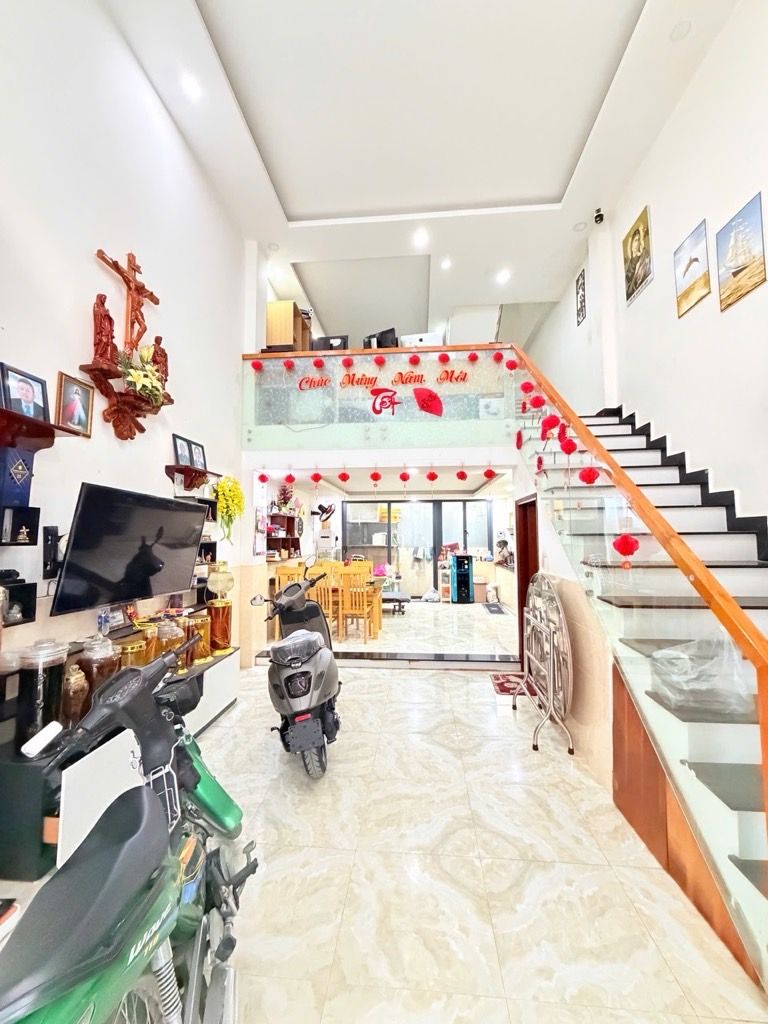 ku7-EF33069-mkxh72b1_594_15