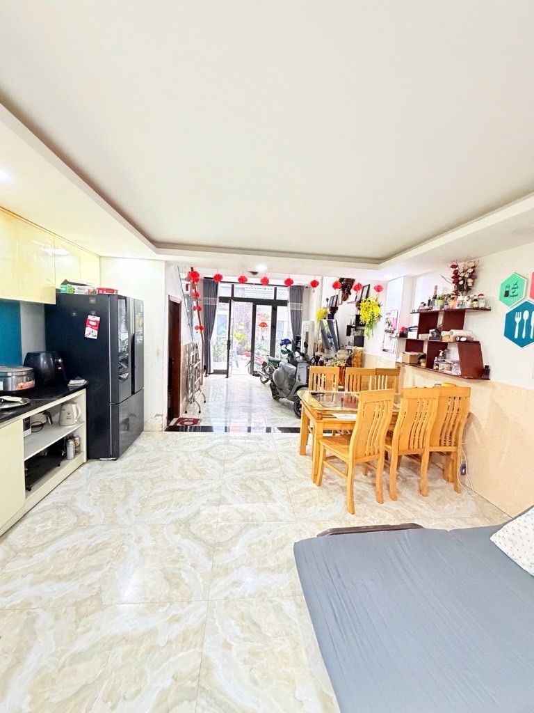 ku7-EF33069-mkxh72b1_768_20