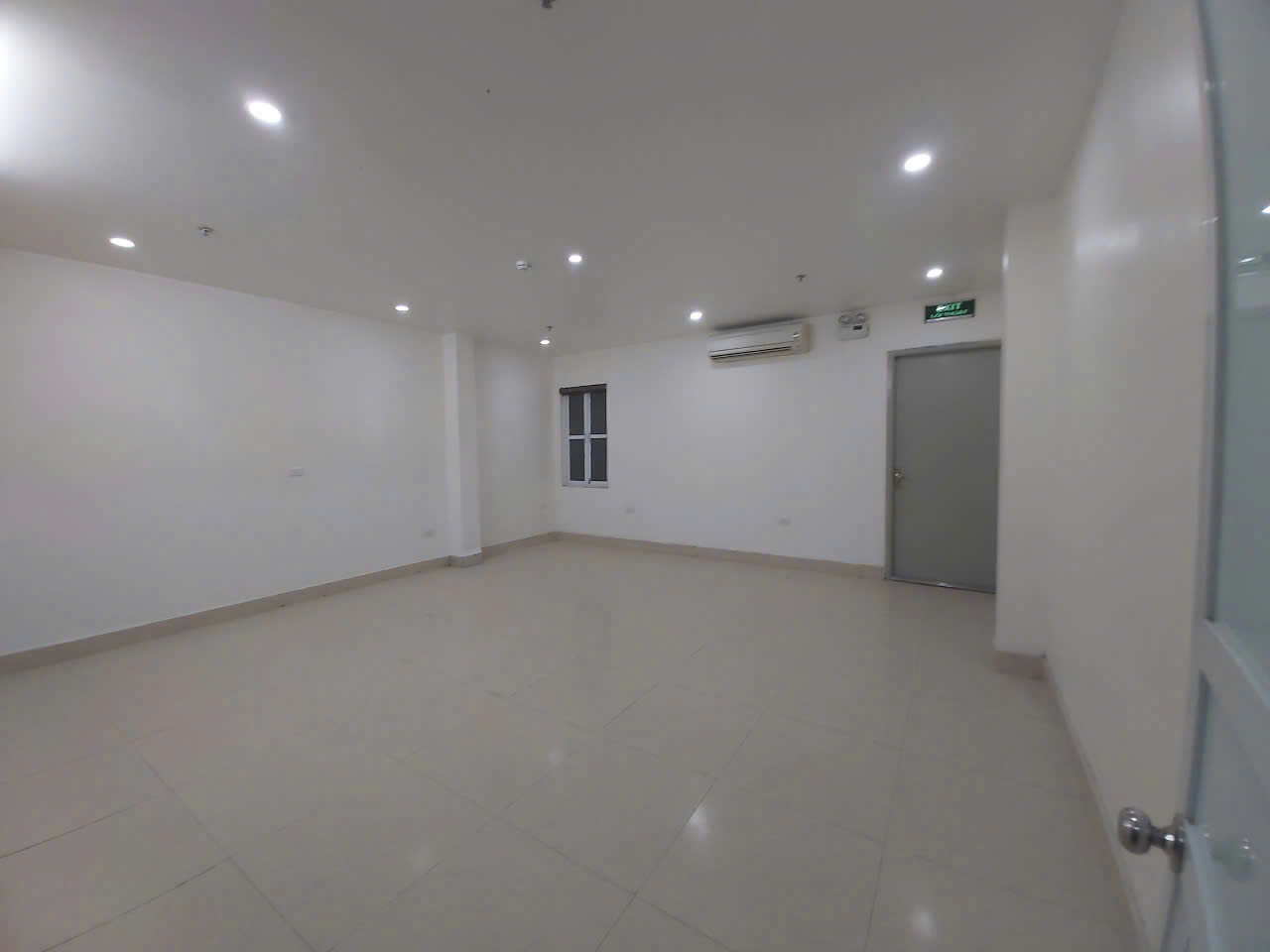 z6214550816712_285cd2f6fdcb58a1f601be87b3f3c099