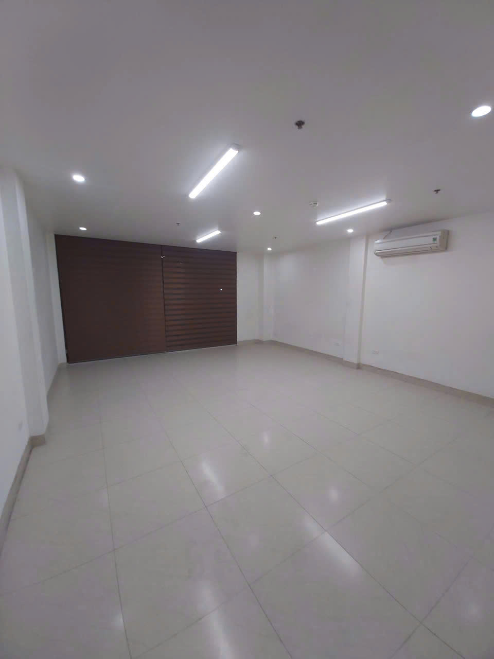 z6214550858869_f24bea4e14d4b4868aa4212a040cc772