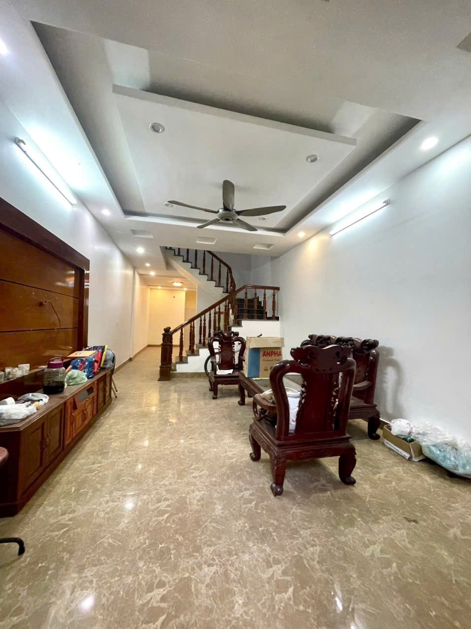 z6400529091068_fc3405272469b4f830cbba6984f7dc90