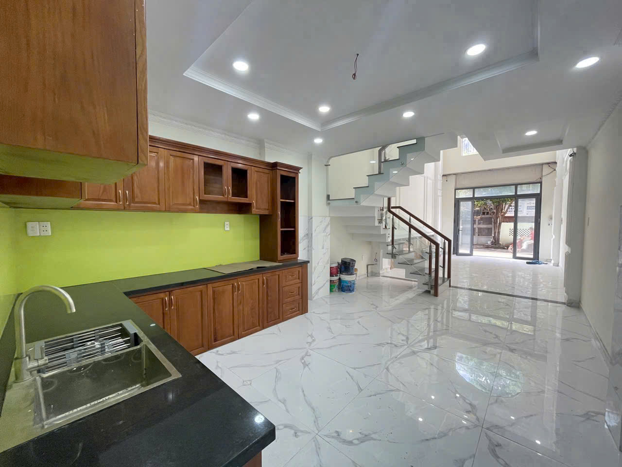 z6510996987992_a5c78a602cac8fece5170e9a9e1ea8e7