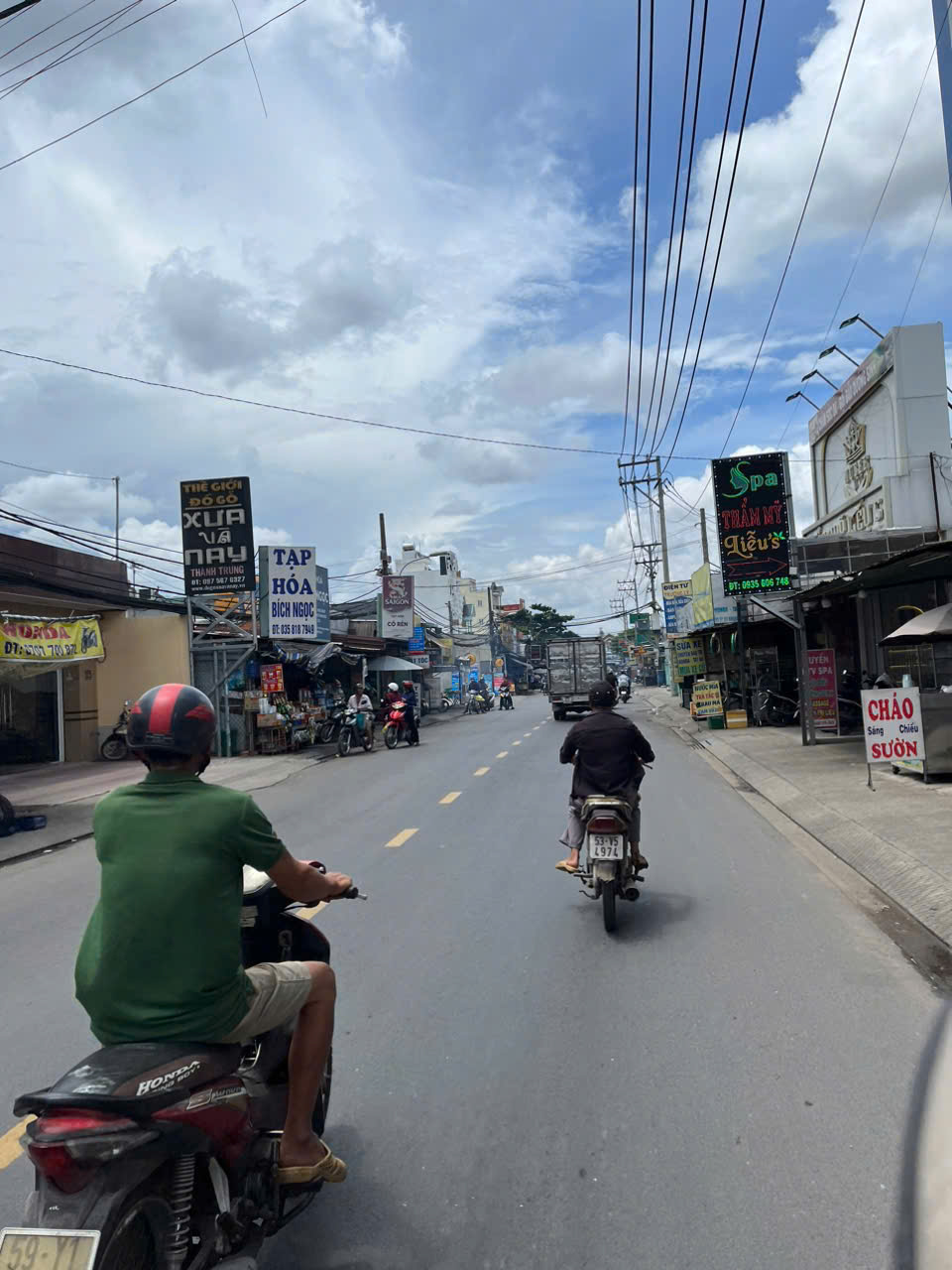 z6689008707550_c3ffafe8087ea93f7fc81edc2db56be9