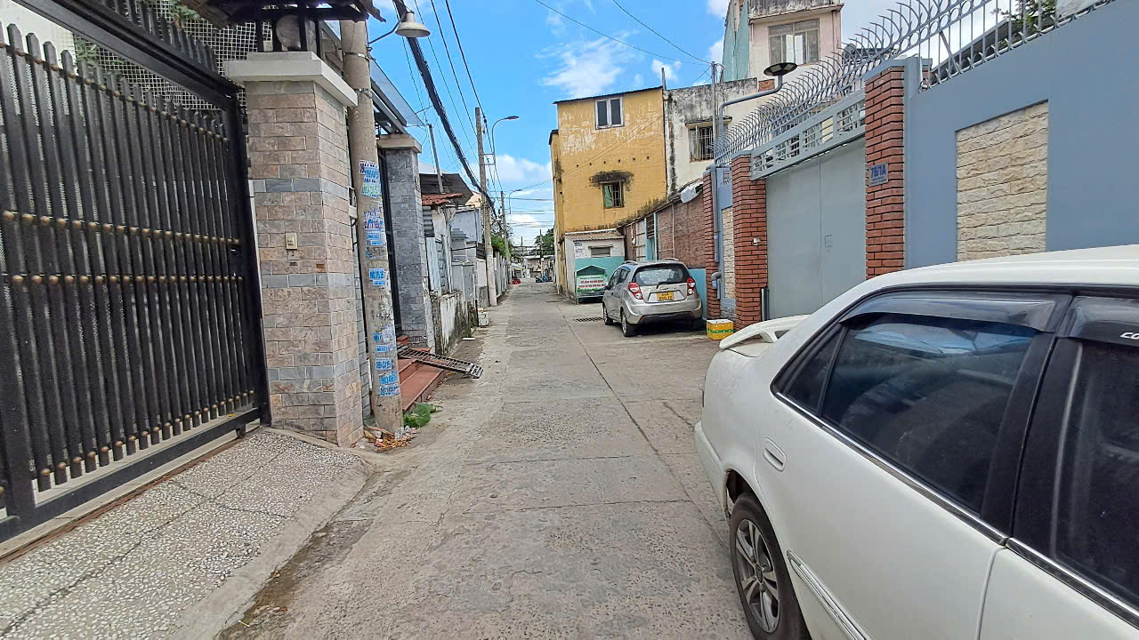 z6997564759895_39b4972a9955ee89f7af1dc7ae197f70