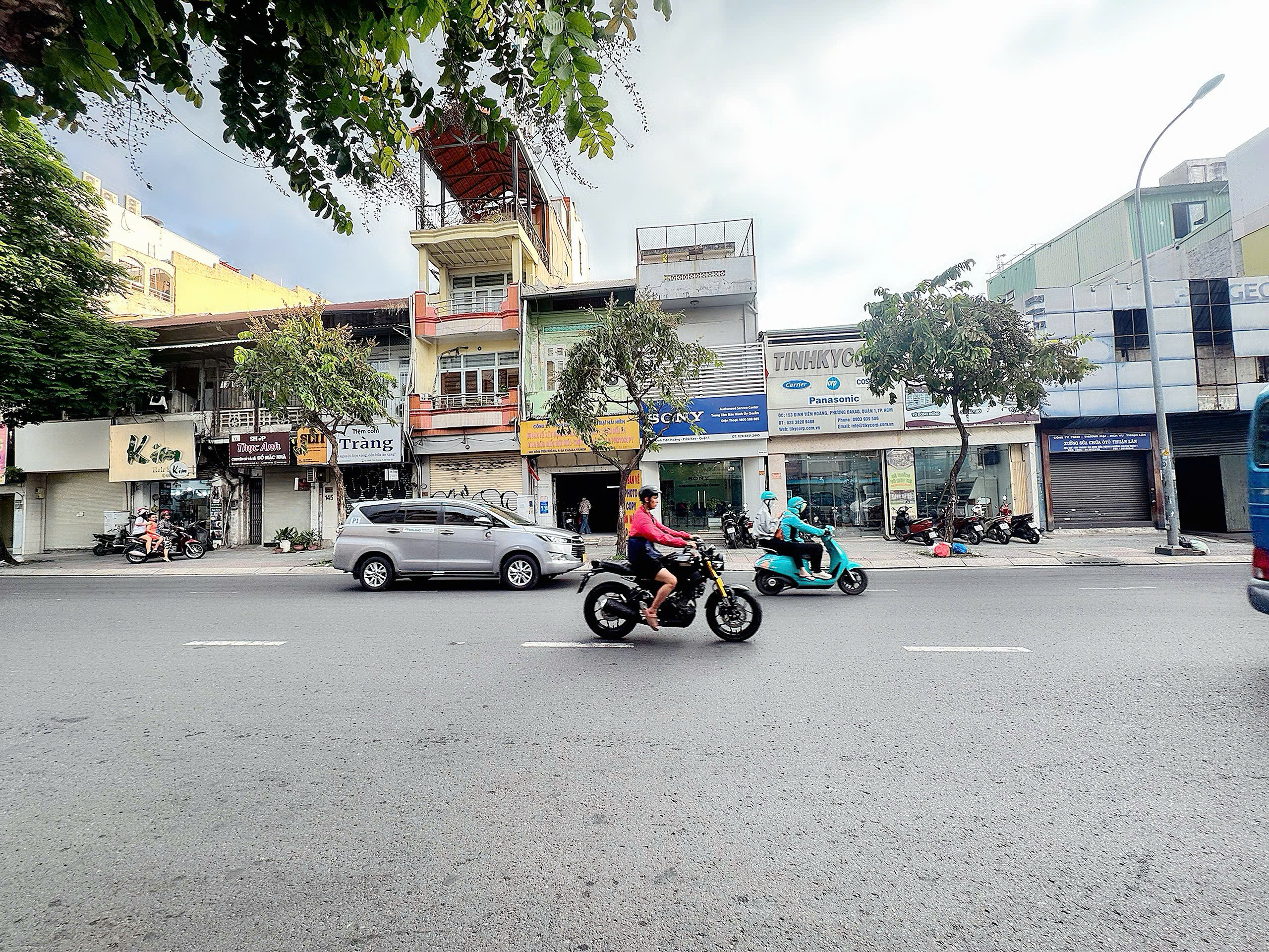 z7015183521812_a45a18df02fcde26121e9545229c781b