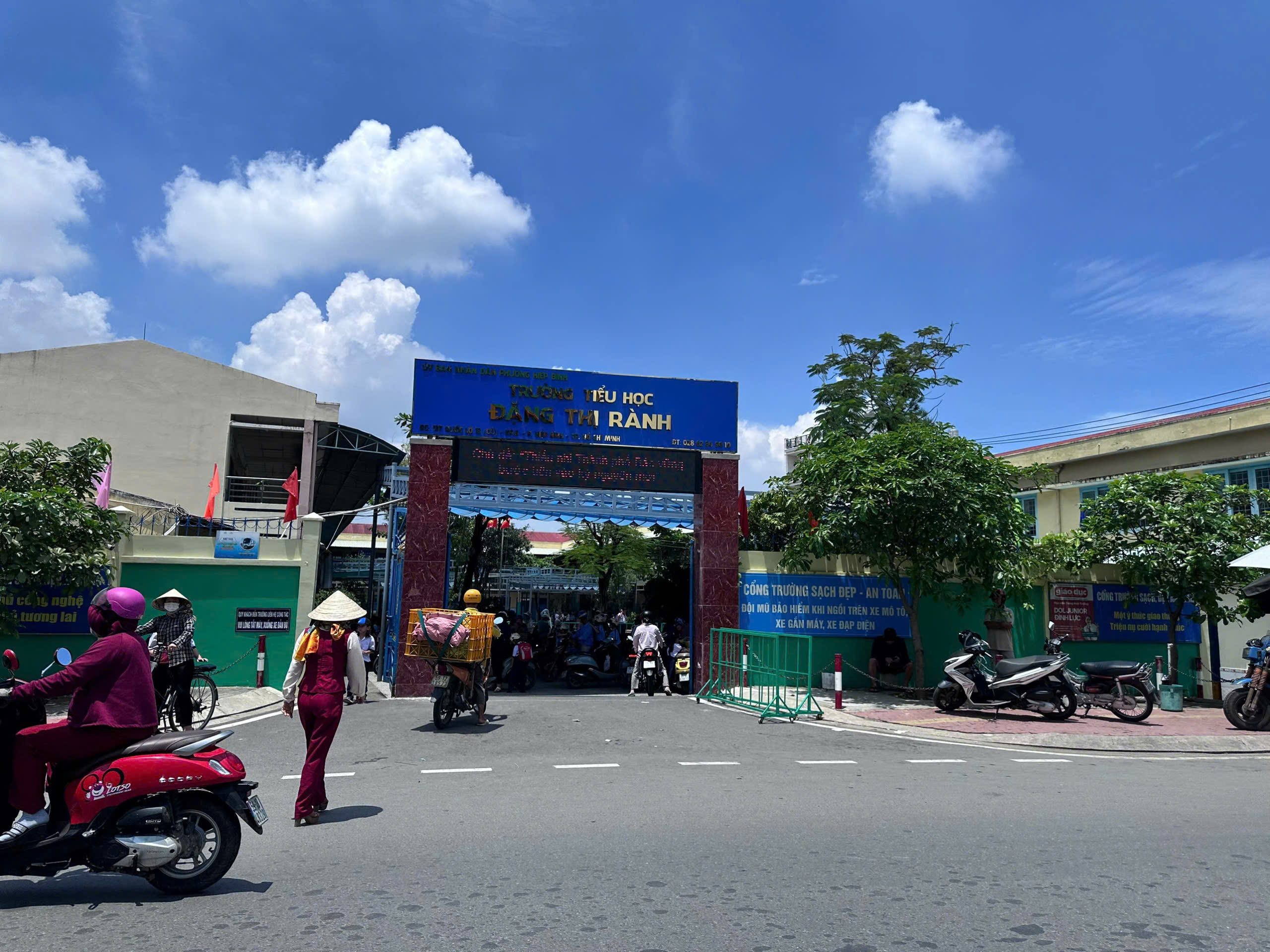 z7166695974274_432b71cc4eb3a09561c239b96971c824