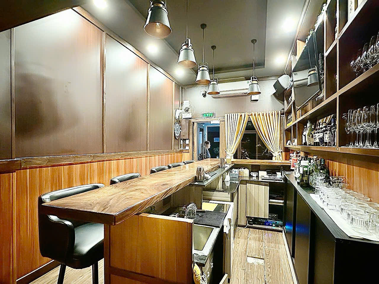 z7330990317978_6de9a67230d411a2025c3b17dccd520f