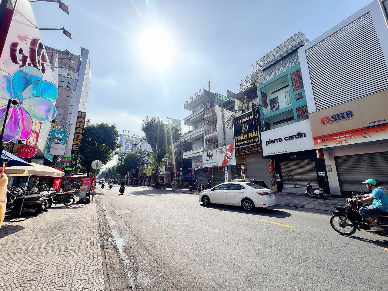 z7400877169405_0d8c0e38e48f79a75aa10b98e4acdc83