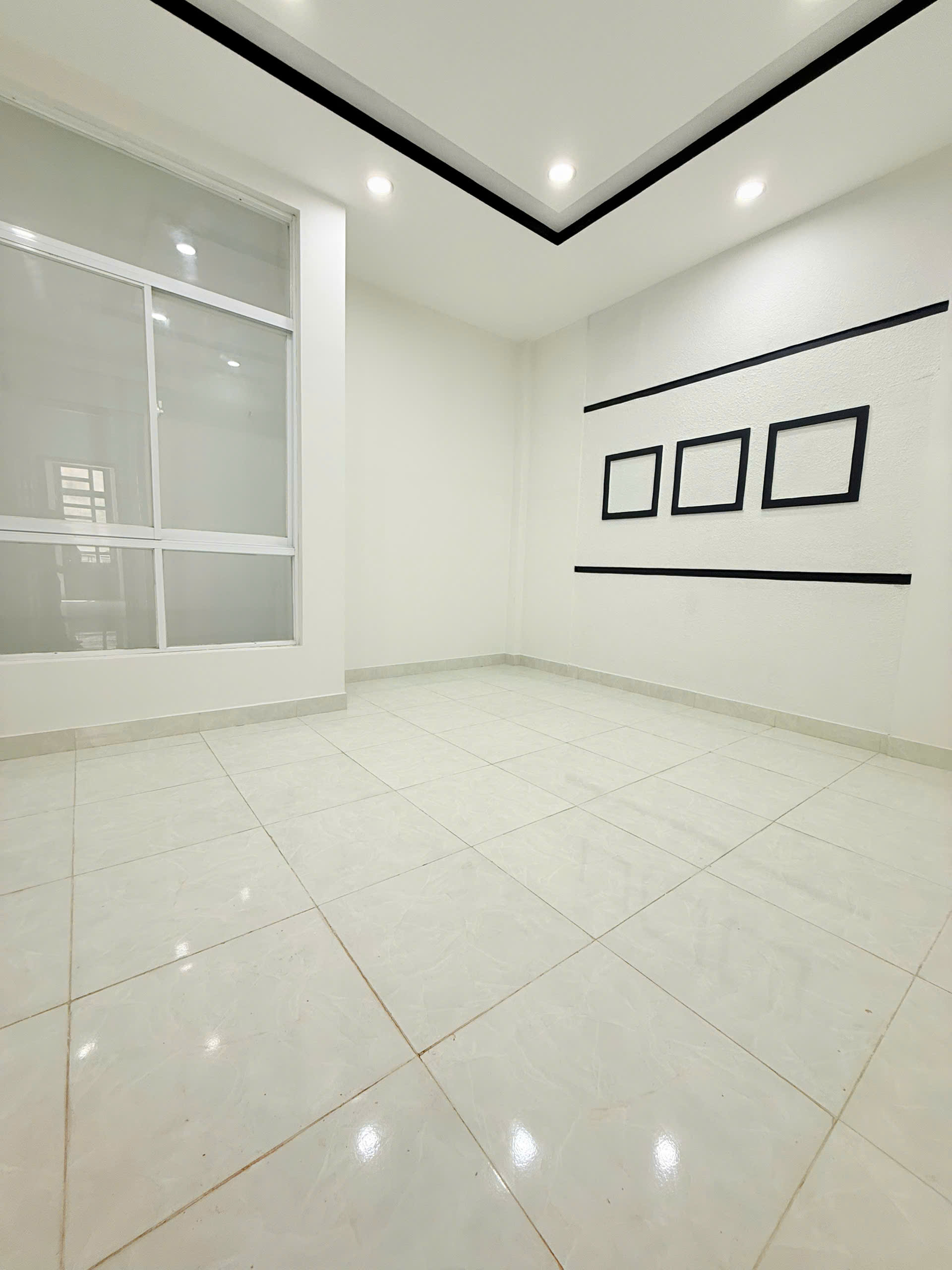 z7439995965581_3fbfe12795ce30405be3b3fa6fee3b87