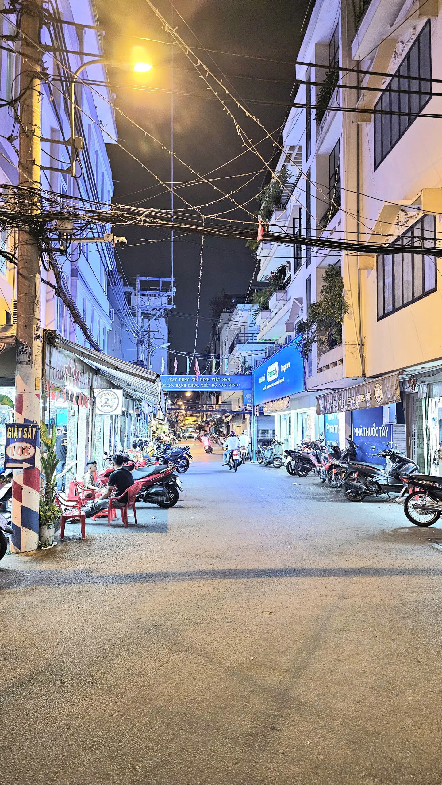 z7444607243969_fd68e9cda0694946664095775d9ca5ba