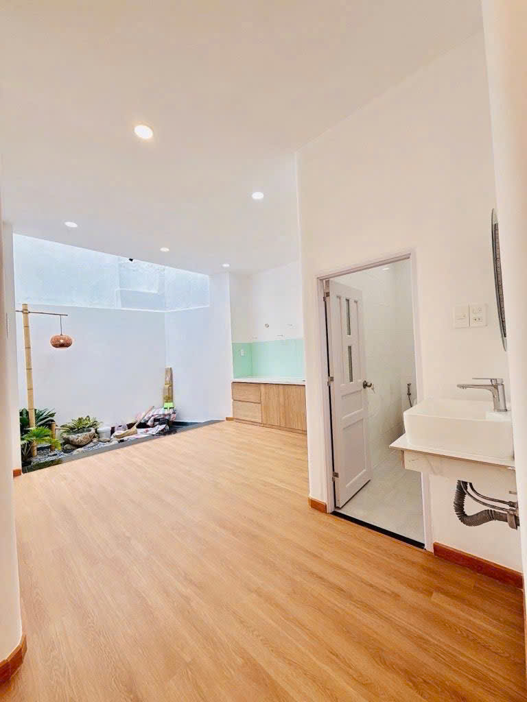 z7469261120805_bf229f6fae086a681e6b5a158b71eb7a