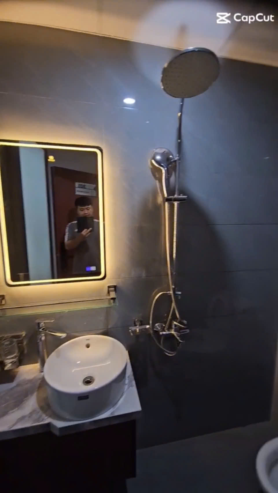 z7471606777399_3d892cfe0341f4c374287a91cecf2956