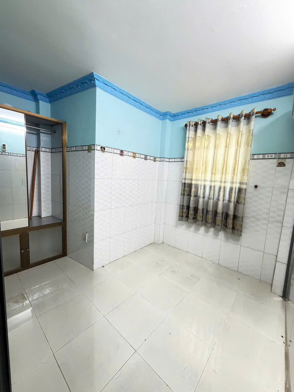 z7472614878709_f6db8971750ef4b35f9cc677e58e6b41