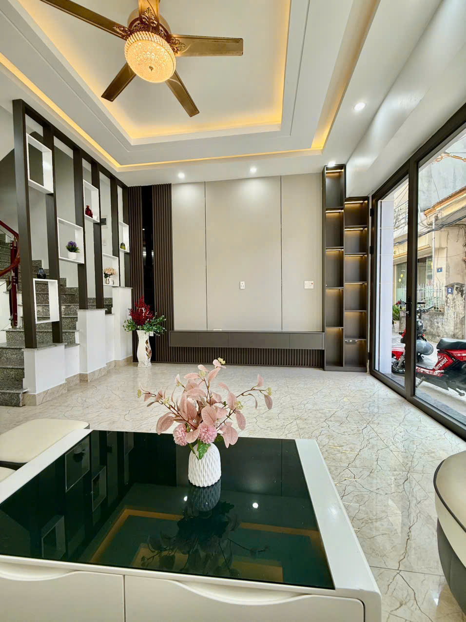 z7472672200354_124e7e4be01c09e41f2575acc1e2c0b9