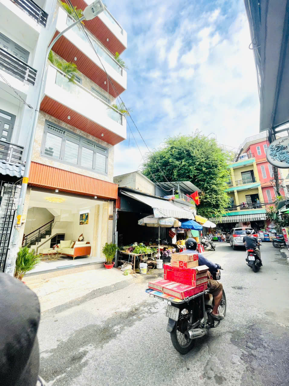 z7475299280915_dfeb9fa21c31daa57e4bab648caeab66