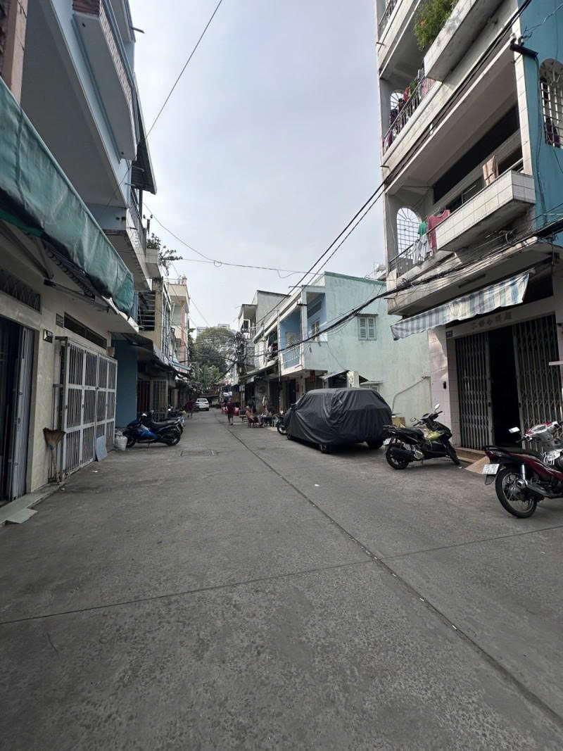 z7485255059132_97f341a32ce640cd51c2183bb626cb83