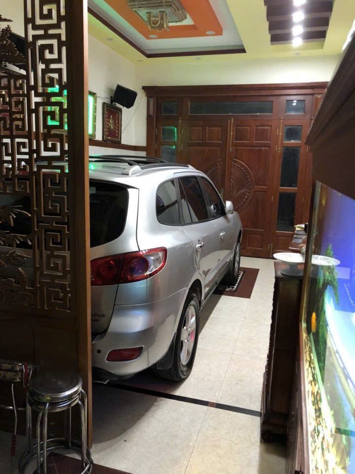 z7485867725428_49b7042ab5c7178087a0963746022378