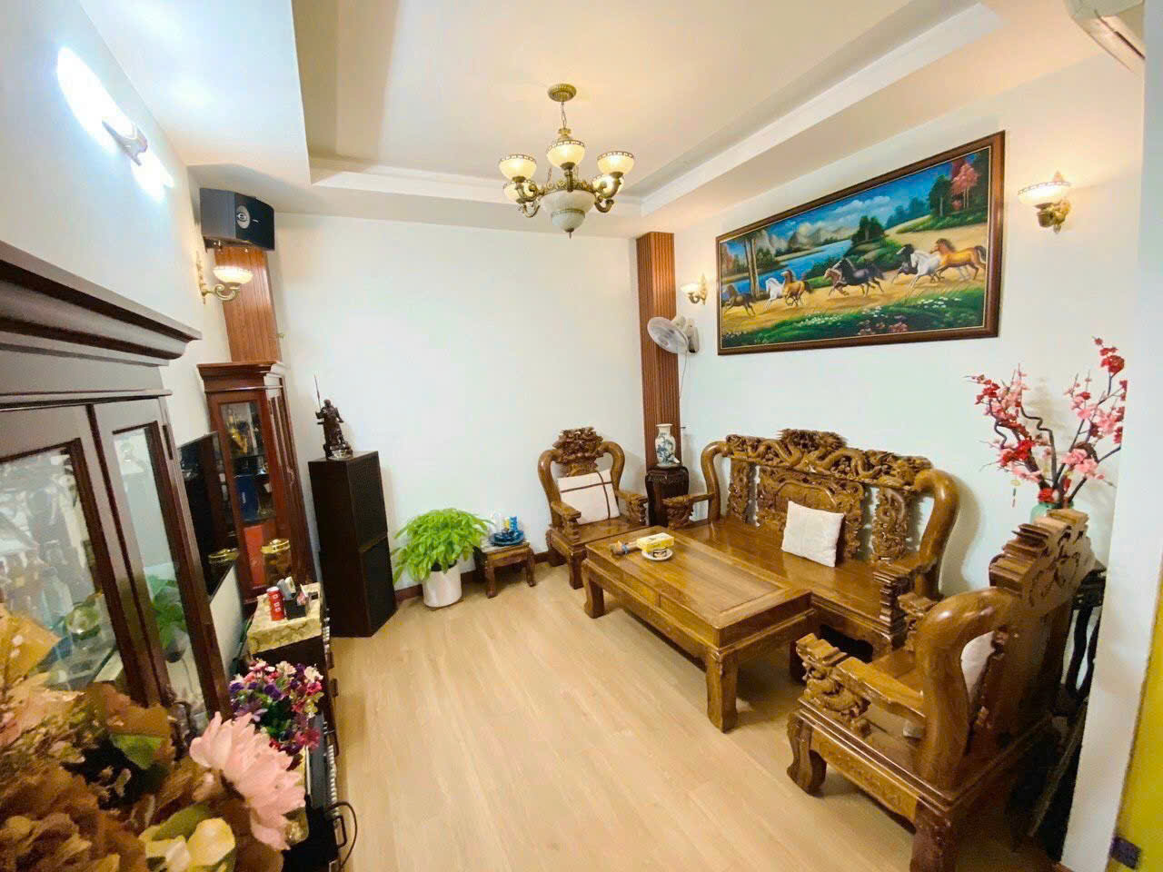 34737673552317676973