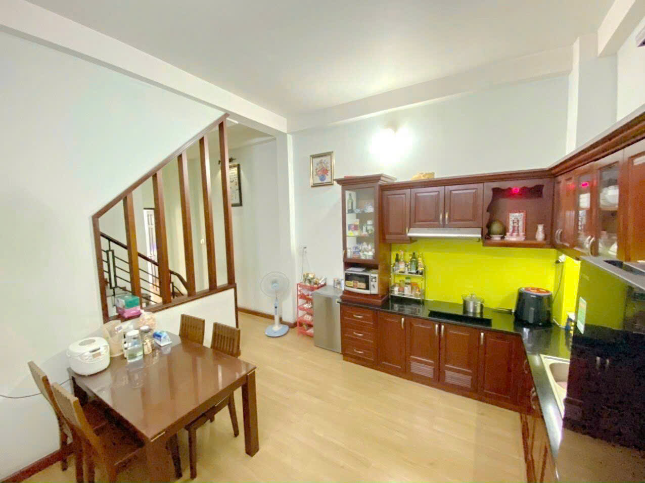 34737673552317676974