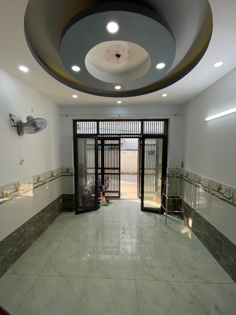 4bl6-9A9E6D19-mkukztbp_204_5