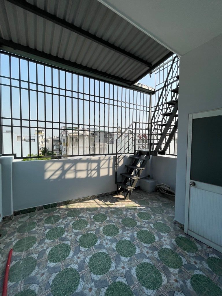 4bl6-9A9E6D19-mkukztbp_676_16