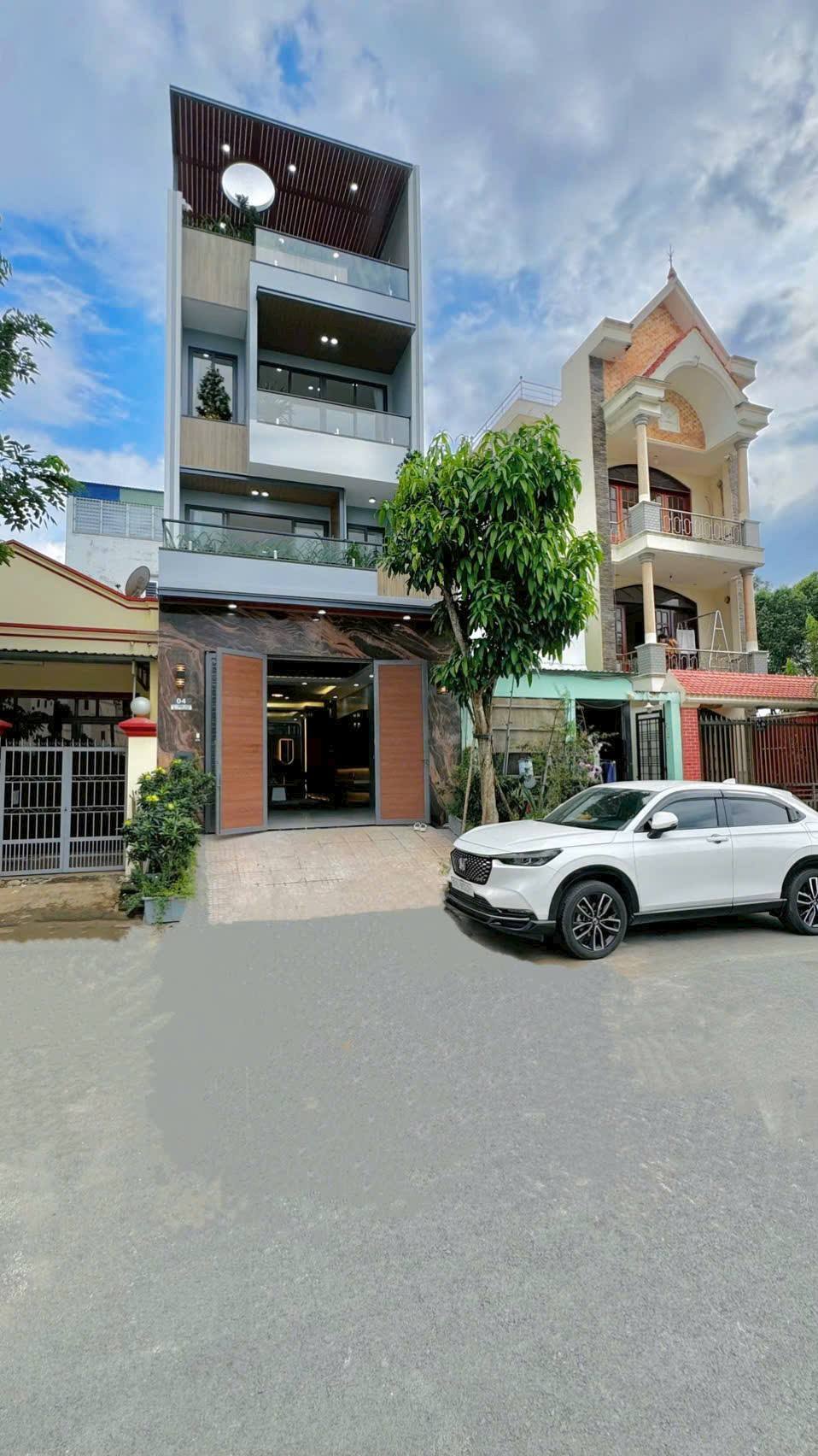 614214780_1303910894977220_8817532039255912725_n